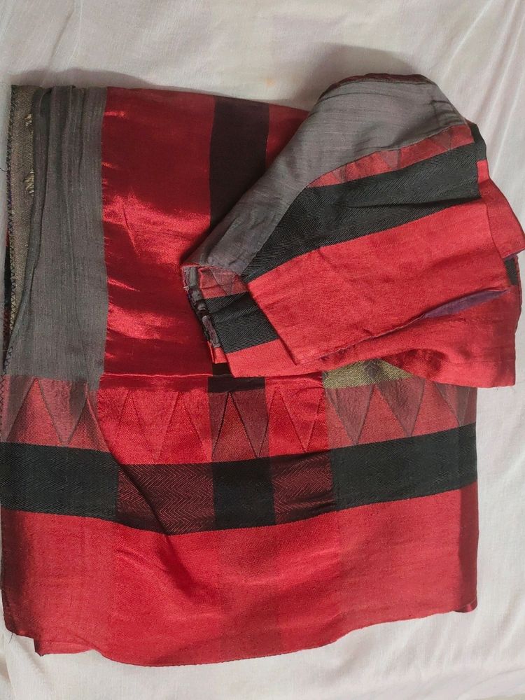 Butiful Gray N Red Saree