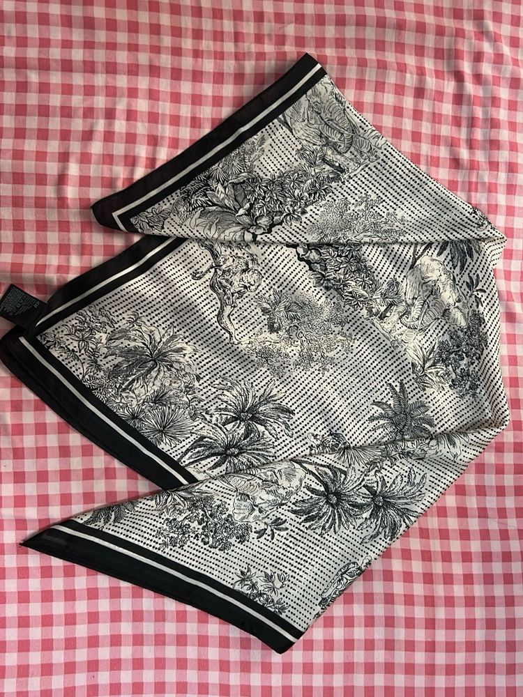 H&amp;M black n white Bandana/Scarf
