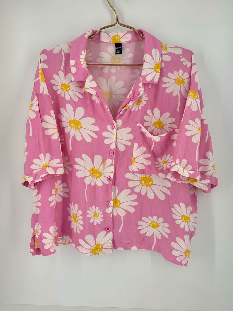 Pink Daisy Print Button-Up Shirt