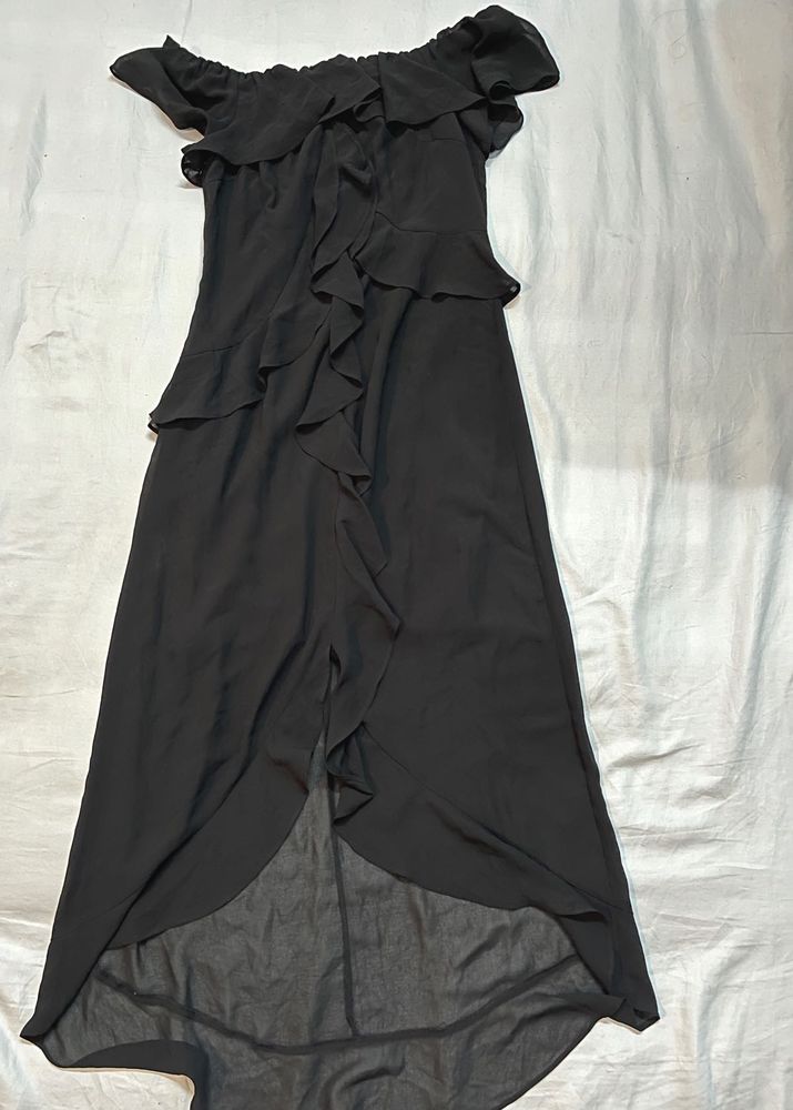 Chic Off-Shoulder Ruffled Maxi Dress