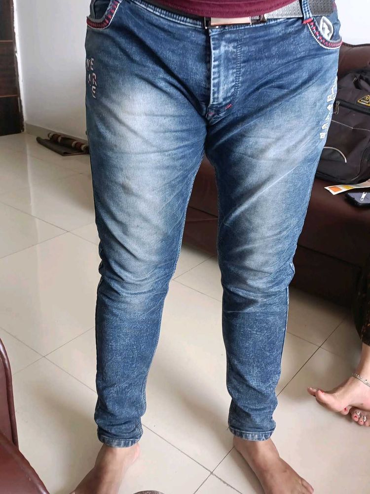 Stylish Blue Wash Slim Fit Jeans