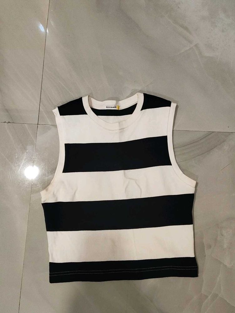 Striped Sleeveless Crop Top
