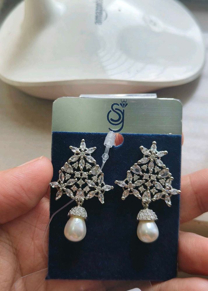 Elegant Pearl Drop Earrings