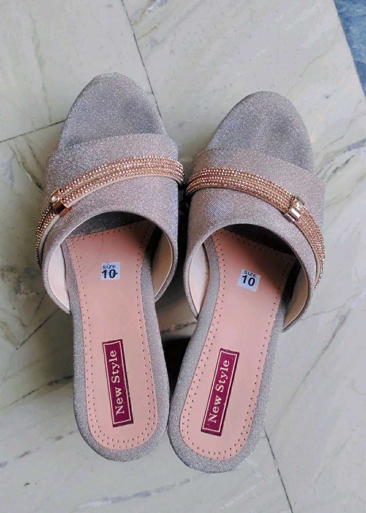 heel sandals