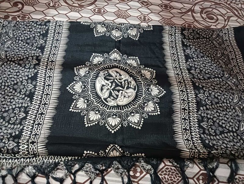 White Black Silk Kalamkari Duppata