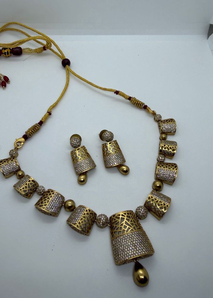 Exquisite Necklace and Earring Set