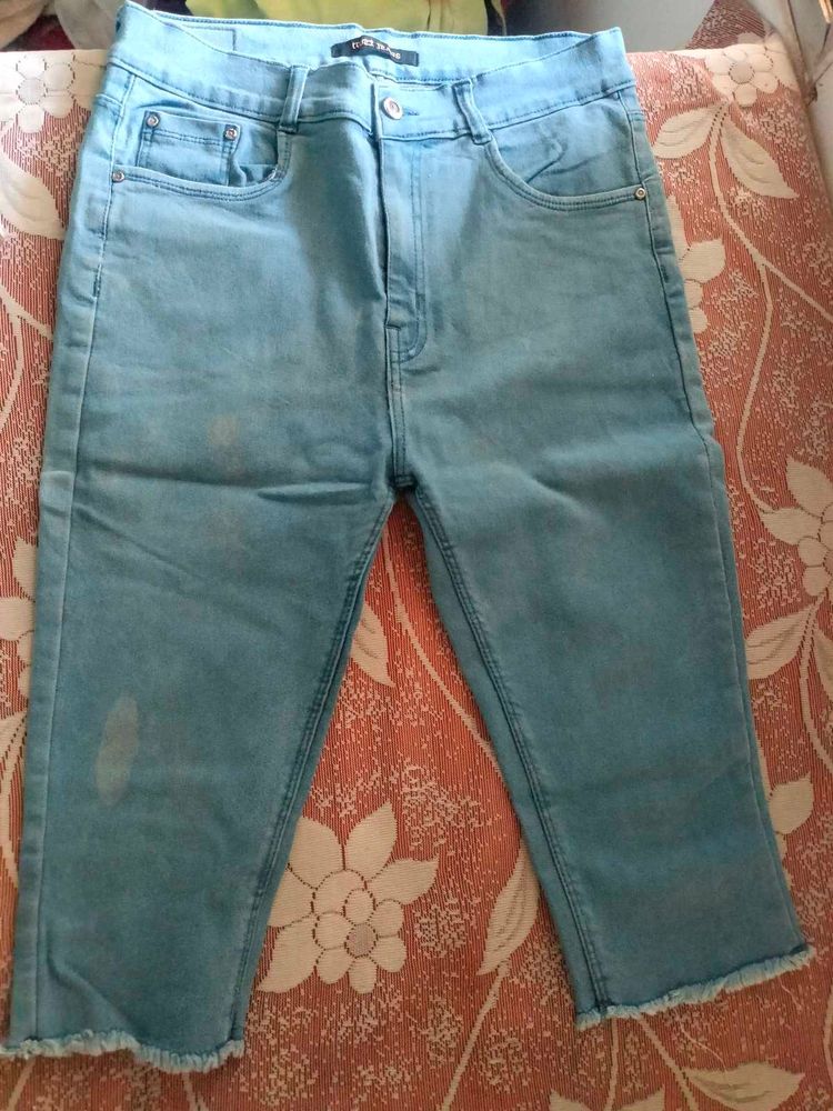 Light Blue Cropped Denim Jeans