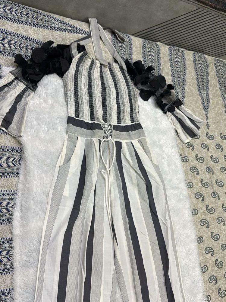 Chic Striped Jumpsuit with Unique Sleeves