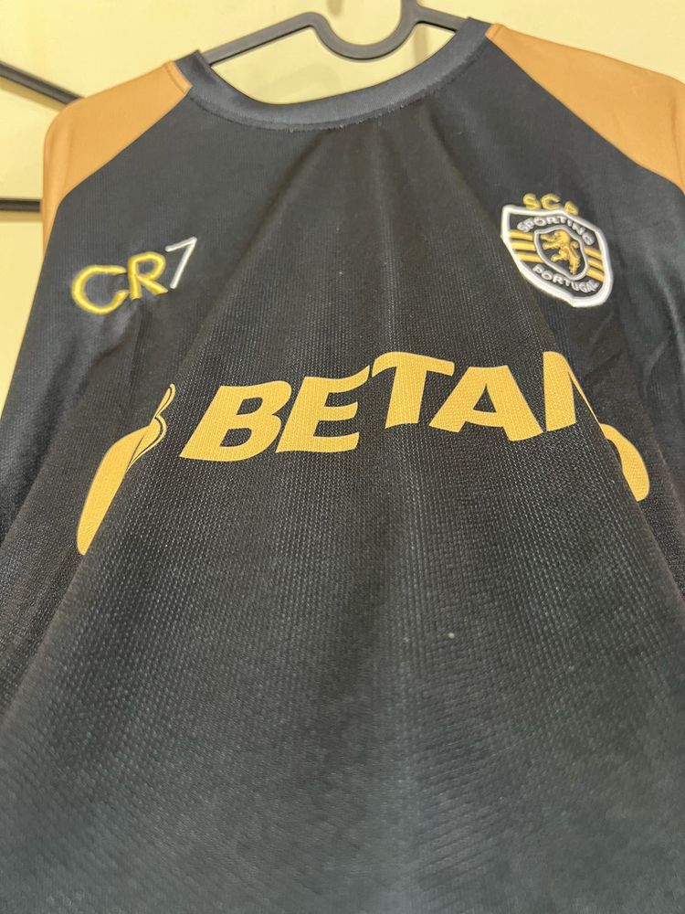 Sporting 2023 special tribute football jersey