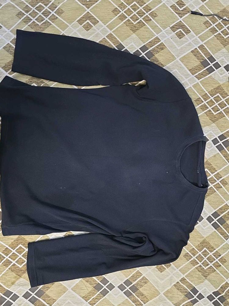 Black Long Sleeve TSHIRT