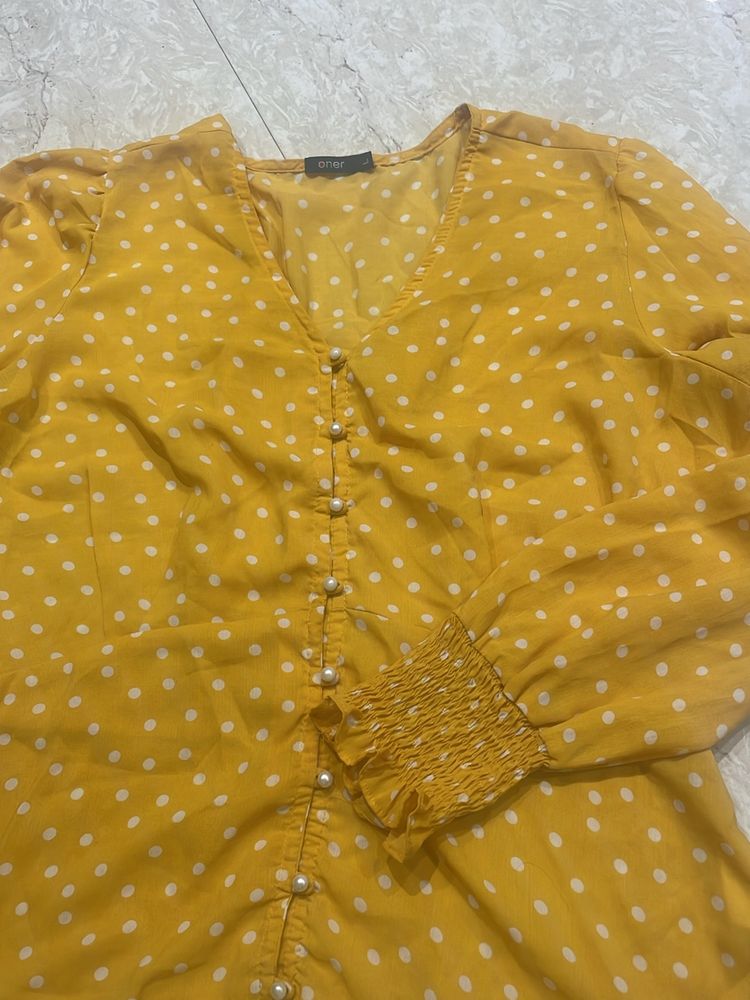 Dotted Top