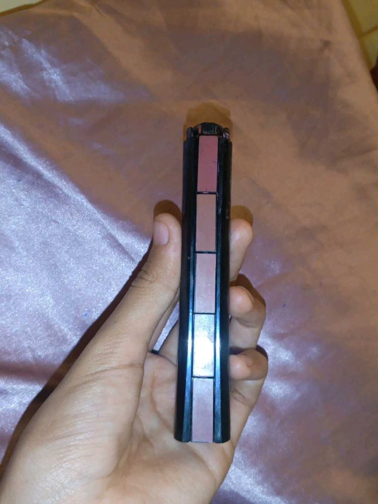 Multi-Shade Lipstick