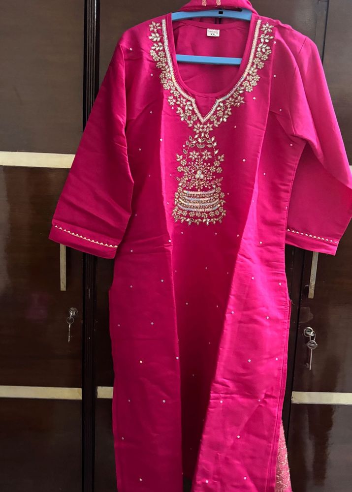 Elegant Pink Kurta Set
