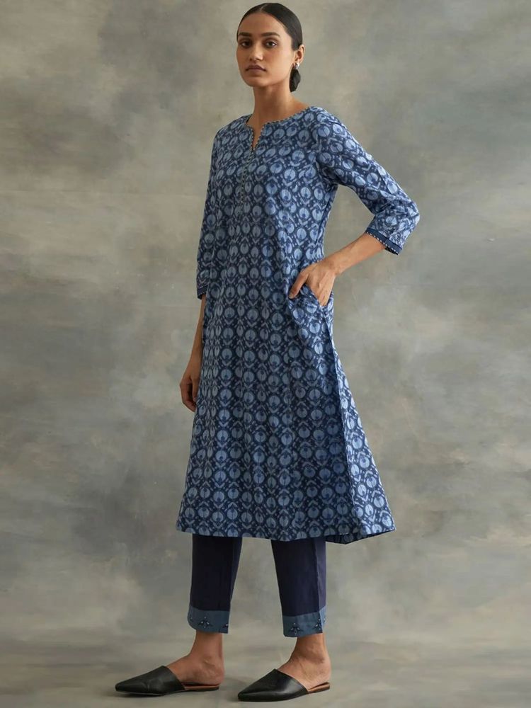 Avaasa Blue Printed Kurta