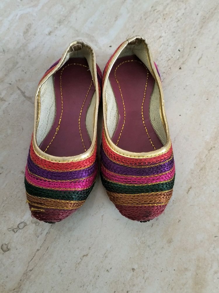 Mojri For Girls