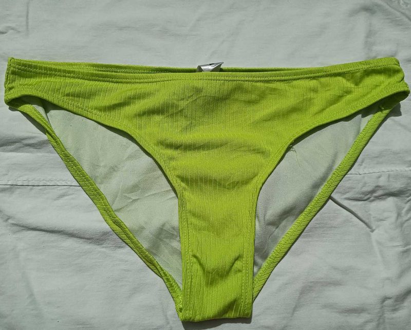 Neon 🔥Green Bikini Bottom🔥