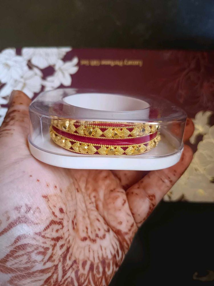 Elegant Gold plated Red pola Bangles