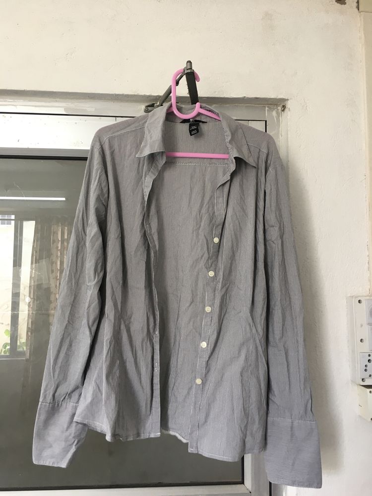 H&amp;M Grey Strips Ladies Shirt