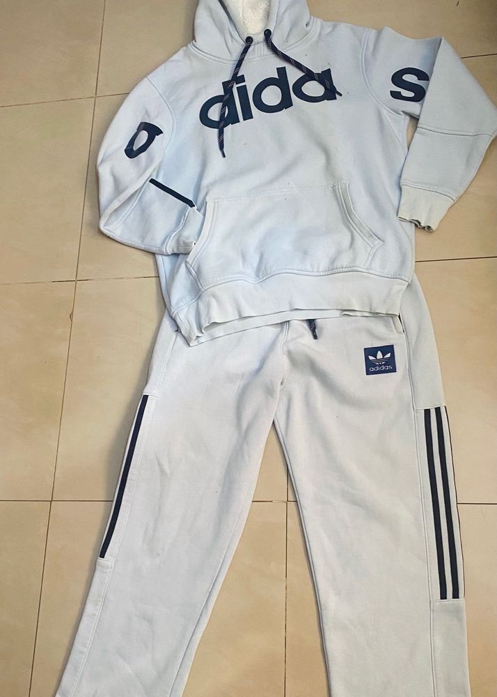 Mens Adidas Tracksuit(xxl)AVAILABLE LIMITED PE