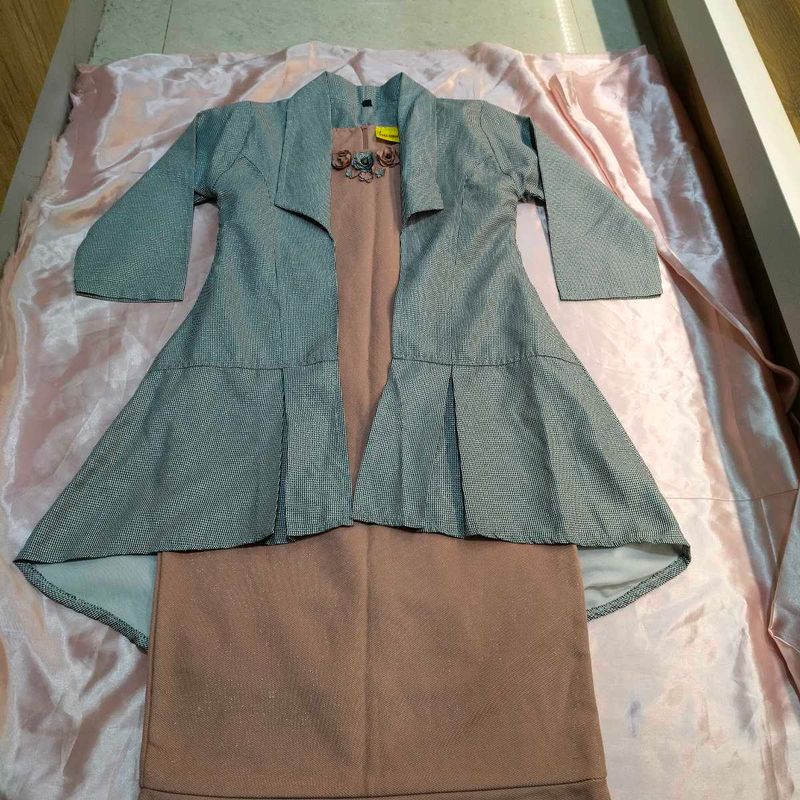 Elegant Kurta Set with Jacket