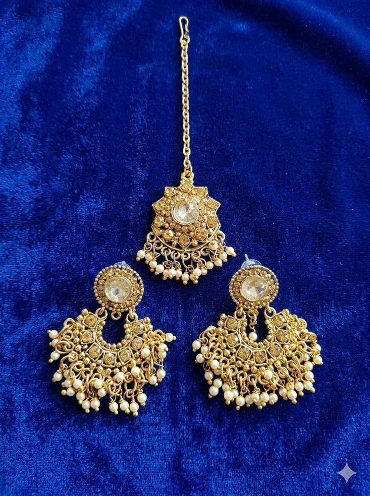 Stunning Gold Maang Tikka &amp; Earring Set