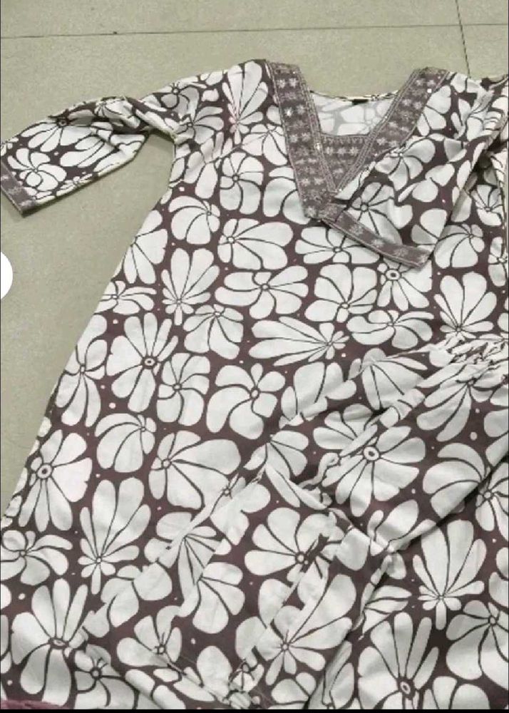 Floral Print Kurta with pant
