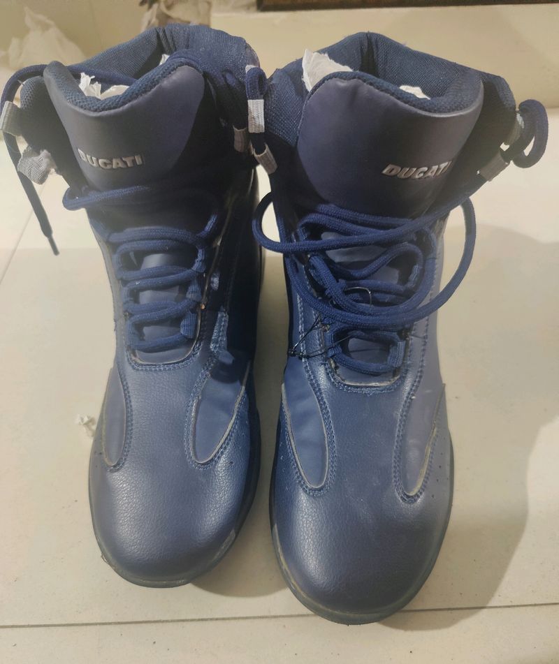 Ducati Men's Casual Shoes. Like New. No Coins