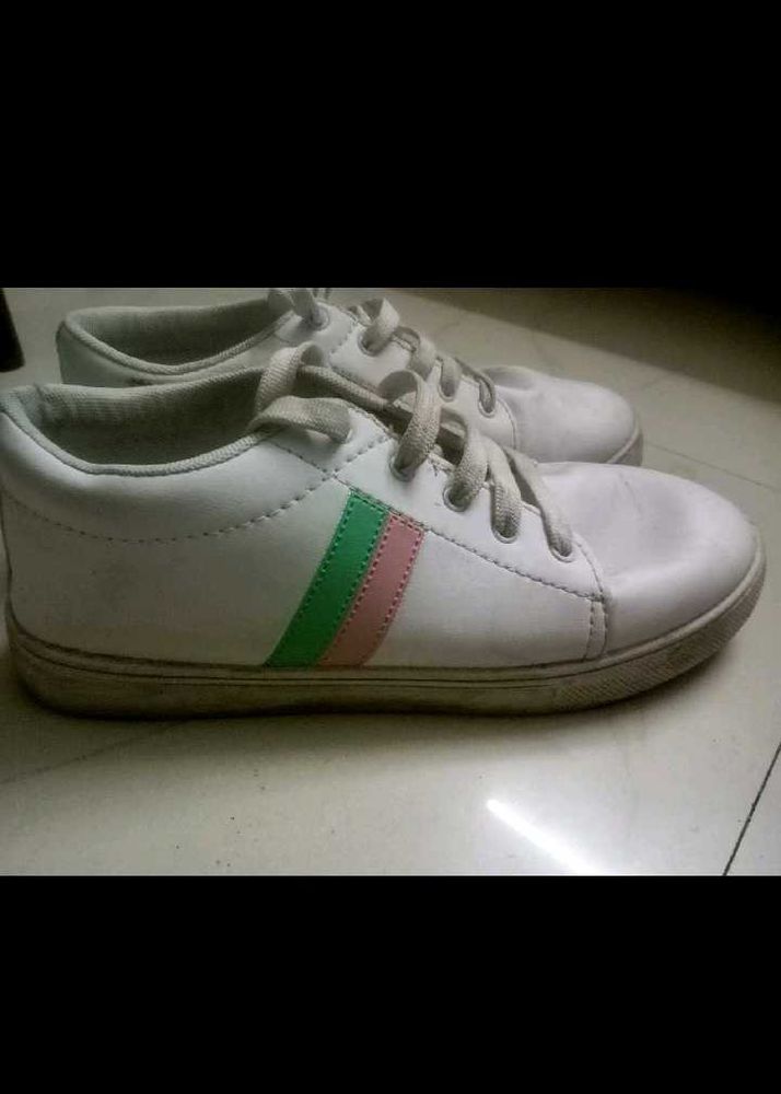 Women White Sneakers