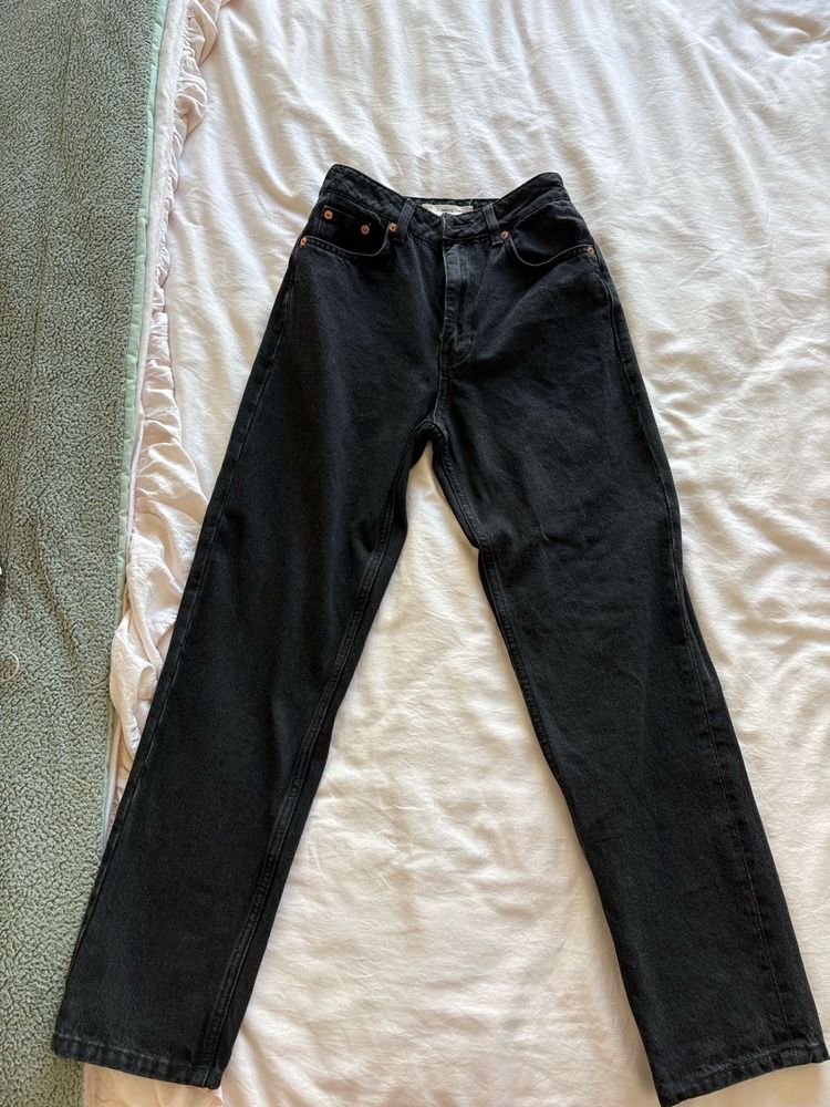 Mango Classic Black Mom Fit Jeans