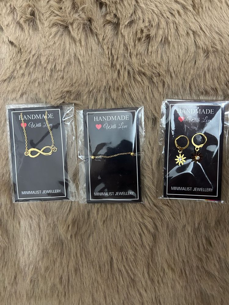 Minimalist Gold Jewelry Set