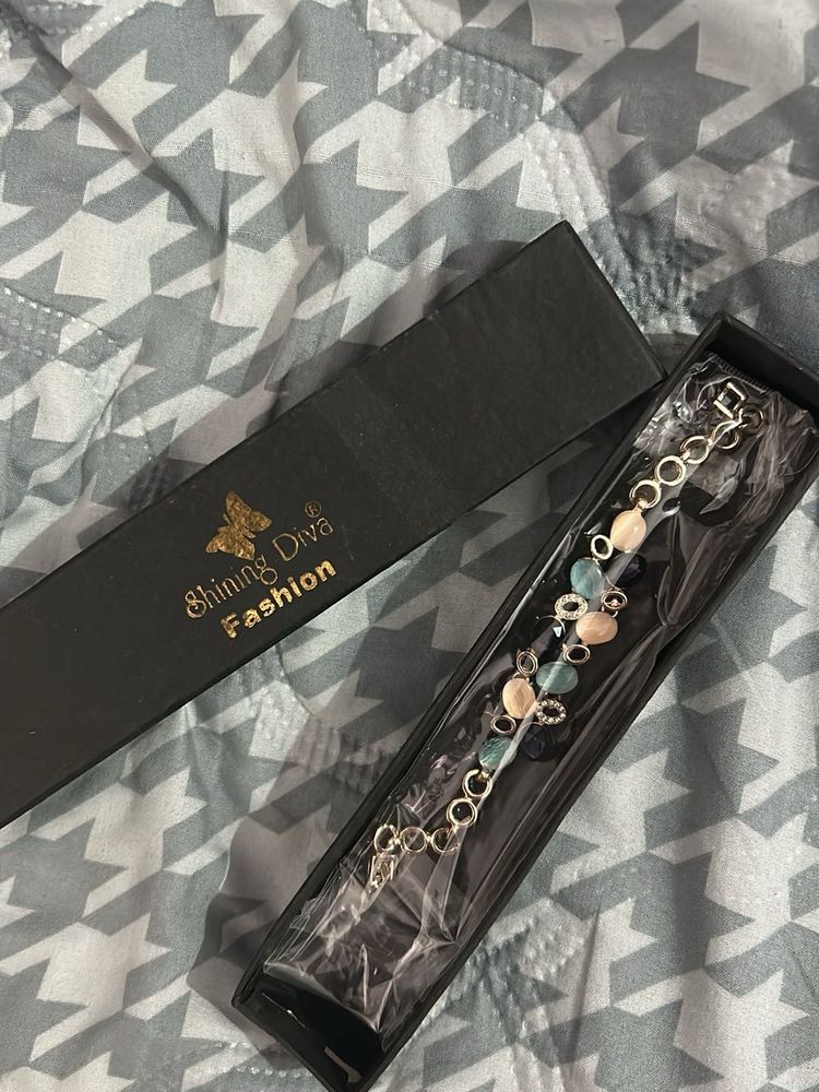 Shining Diva Fashion Bracelet