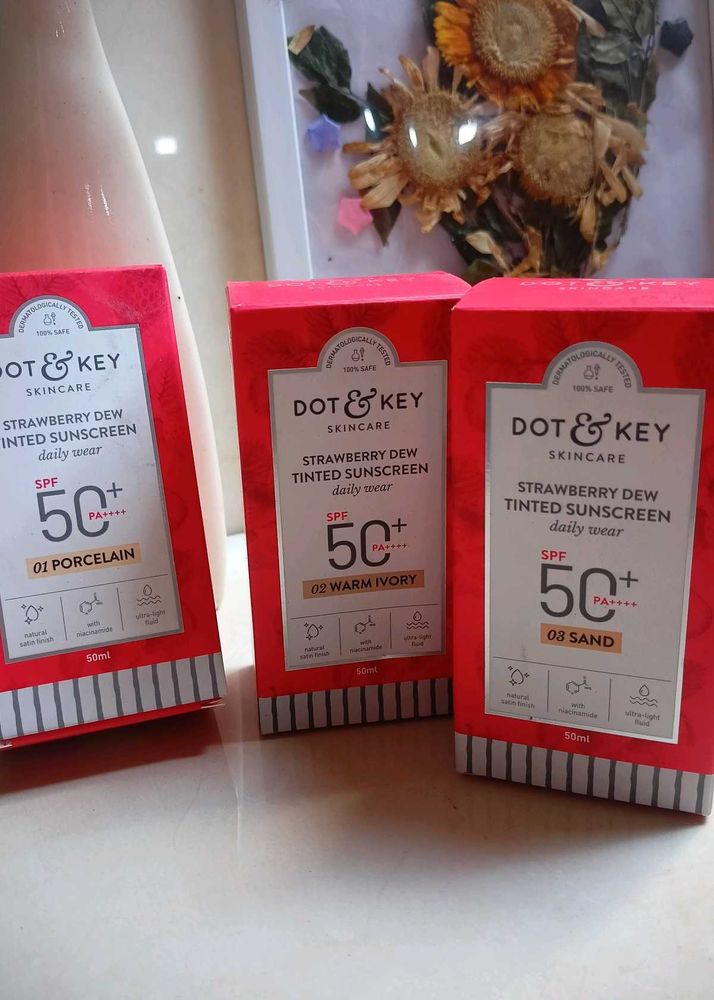 Dot &amp; Key Strawberry Dew Tinted Sunscreen SPF 50+