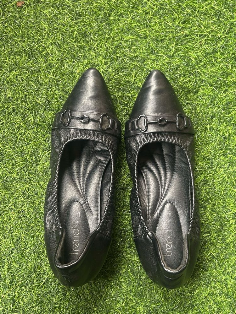 Black Leather Comfort Heels