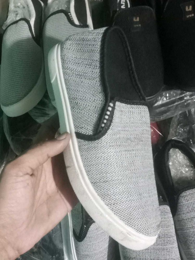 Brand New Men Slip-On Casual Shoes 18 Pa