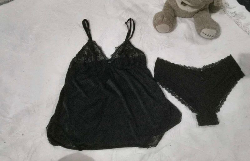 Very Beautiful N Sexy Satin Camisole With Penty