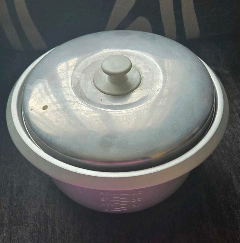 Rice Cooker Vessel with lid