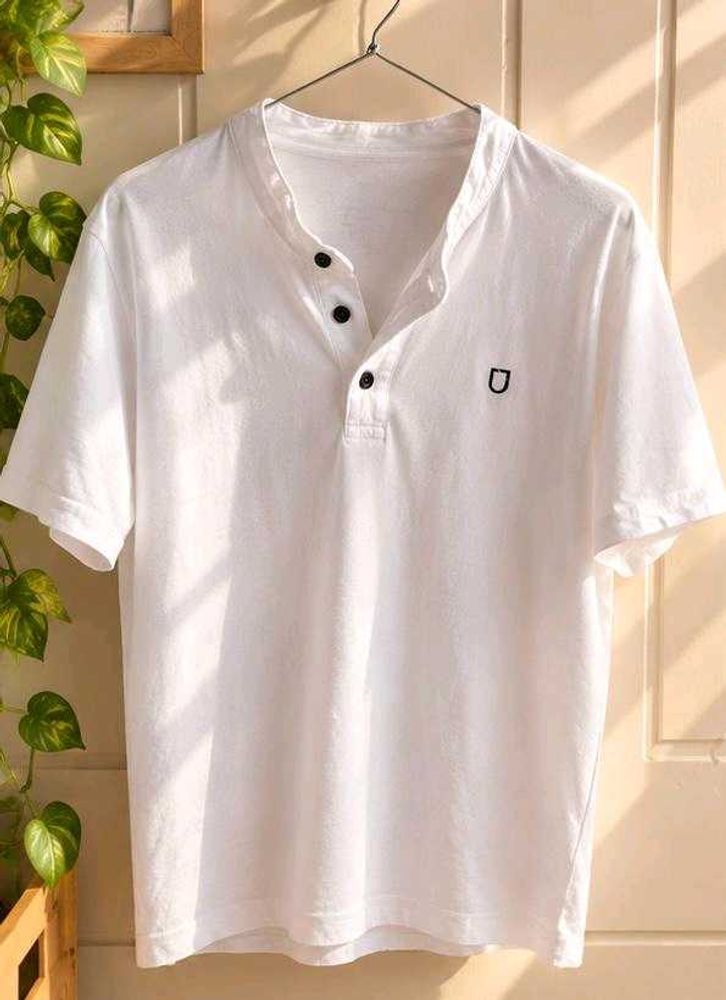 Urban plus White tshirt