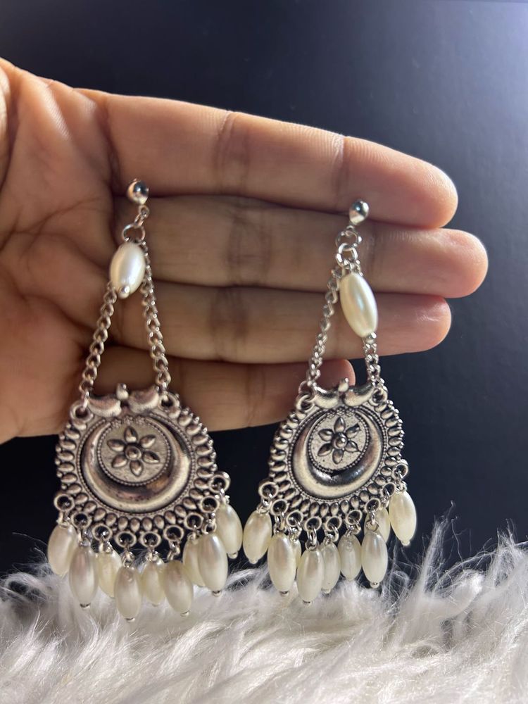 Boho Silver Dangle Earrings with Pearls