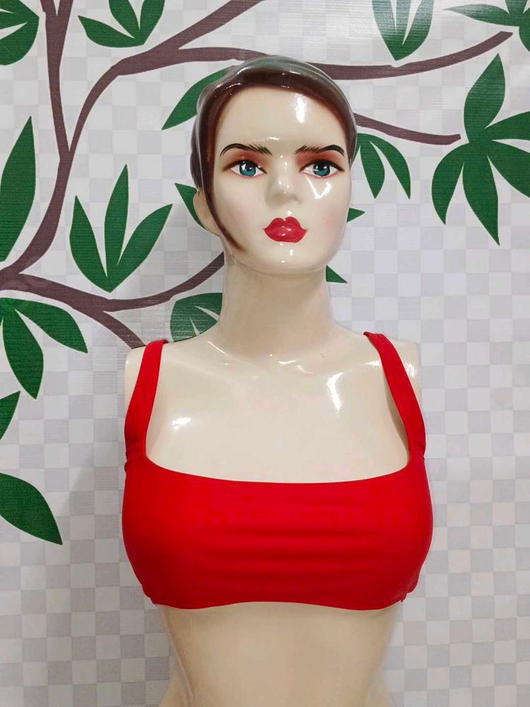(700)Red Cropped Tank Top
