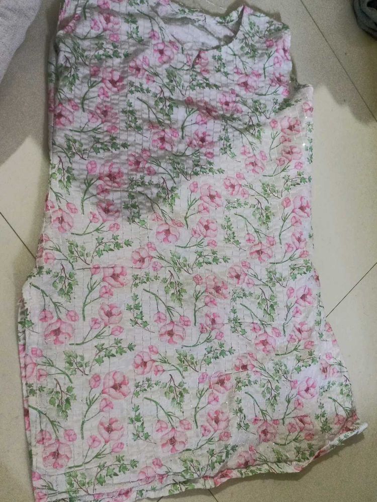 Beautiful Floral Print Kurta