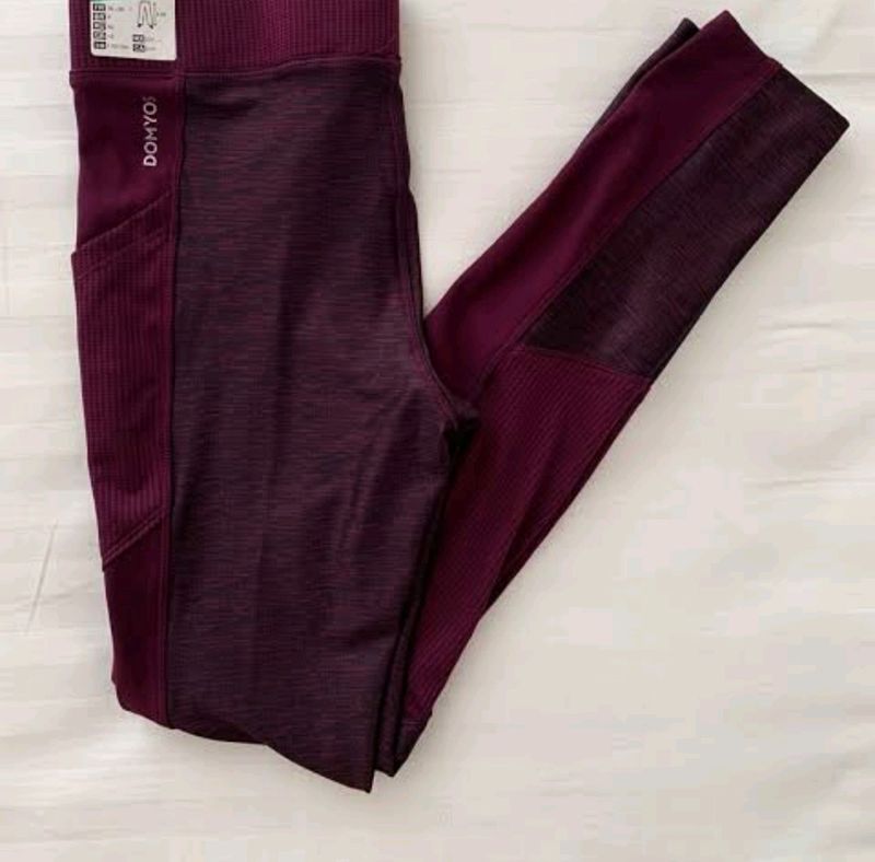 orginal Decathlon Sports pant 28-30size purple colour brand decathlon
