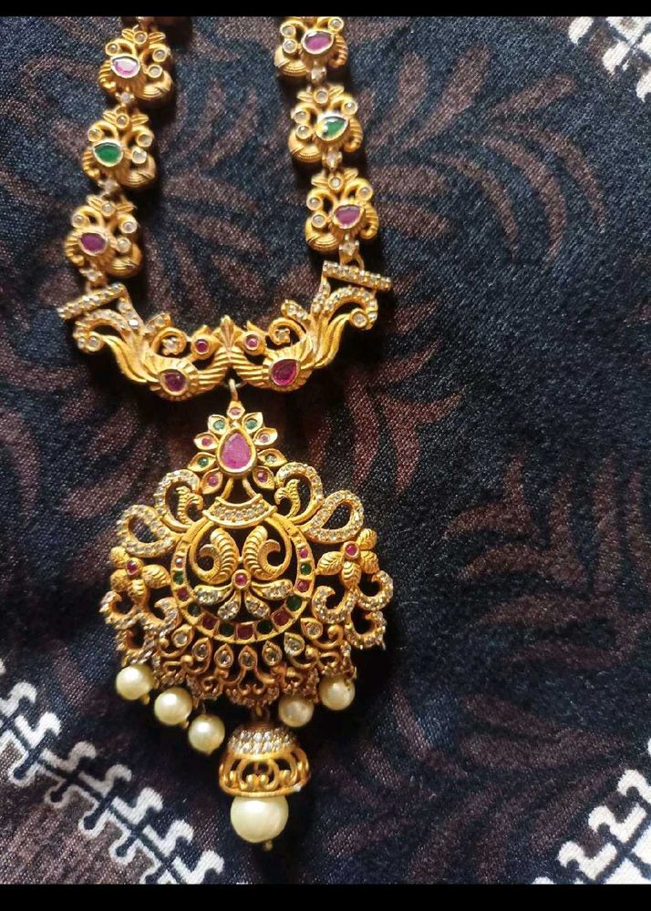 Matte Necklace With Earrings Set!
