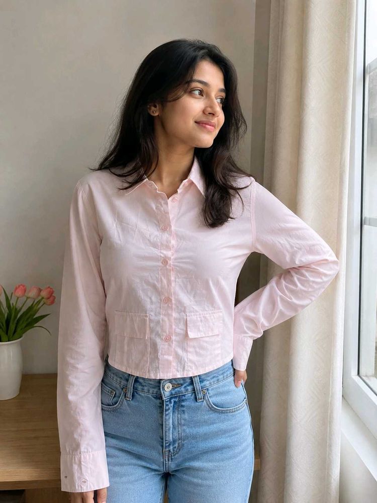 Classic 🔥 Pink Cropped Button-Up Shirt