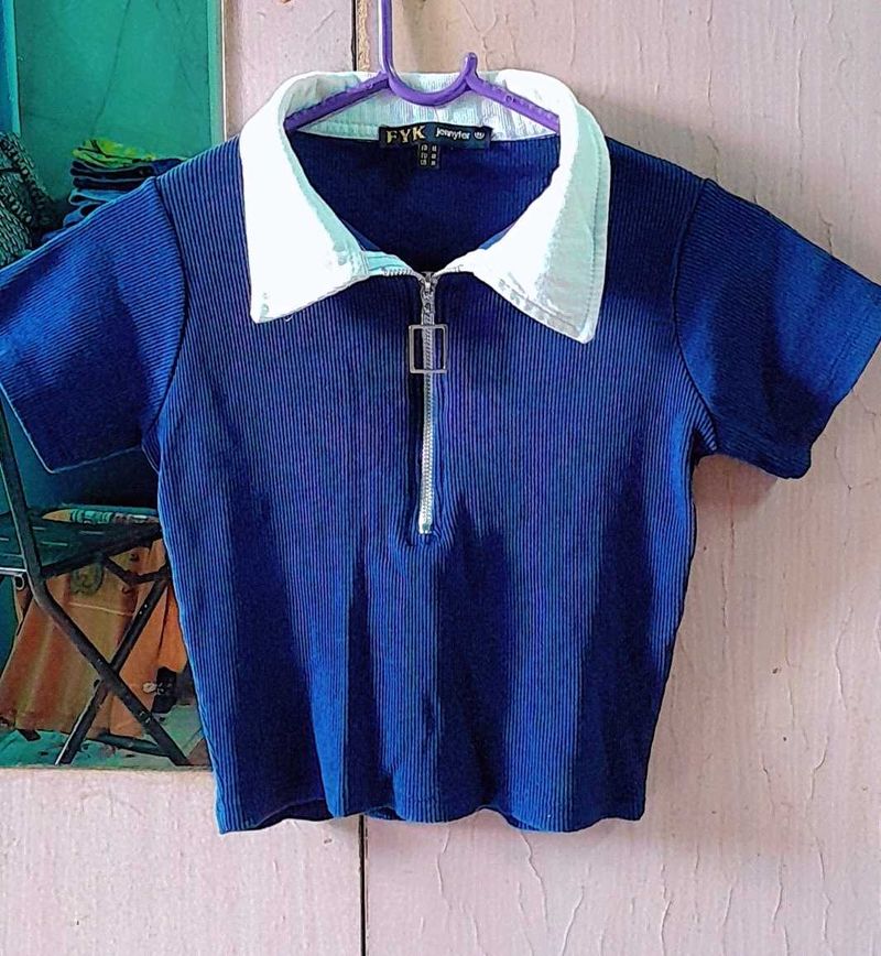 Ribbed Zip-Up Collar Crop Top