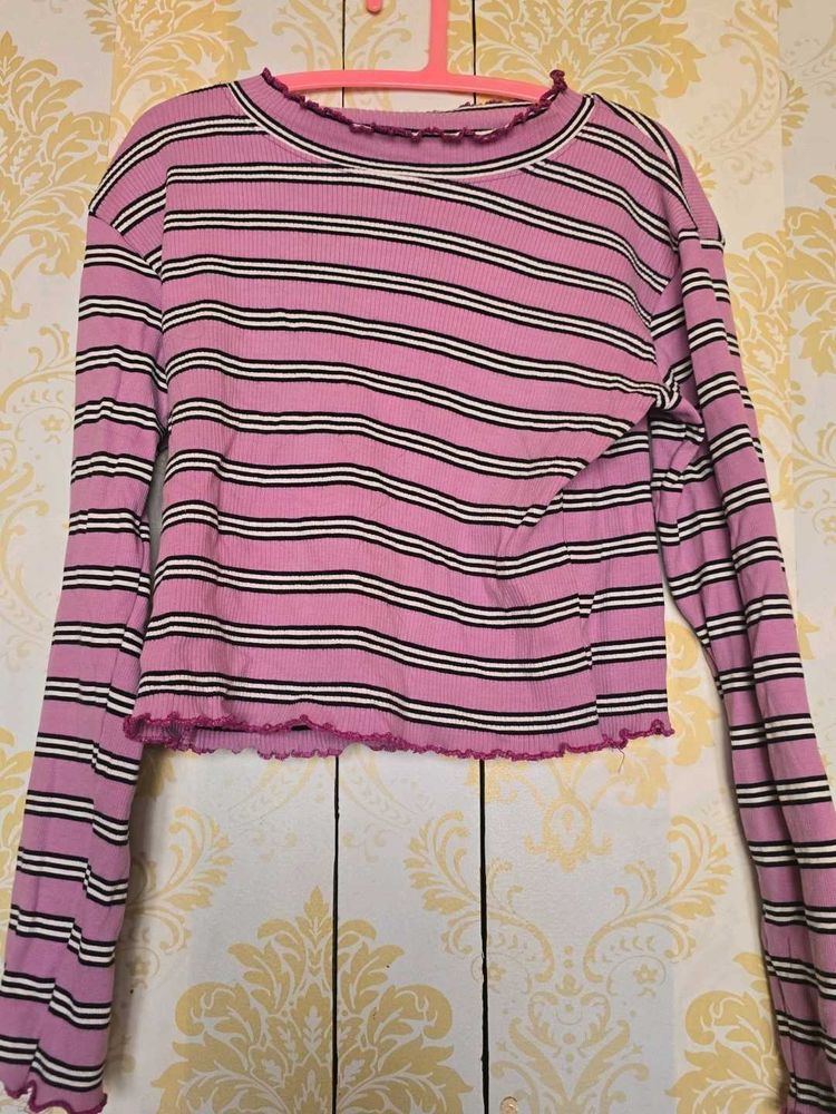 Striped Cropped Long Sleeve Top