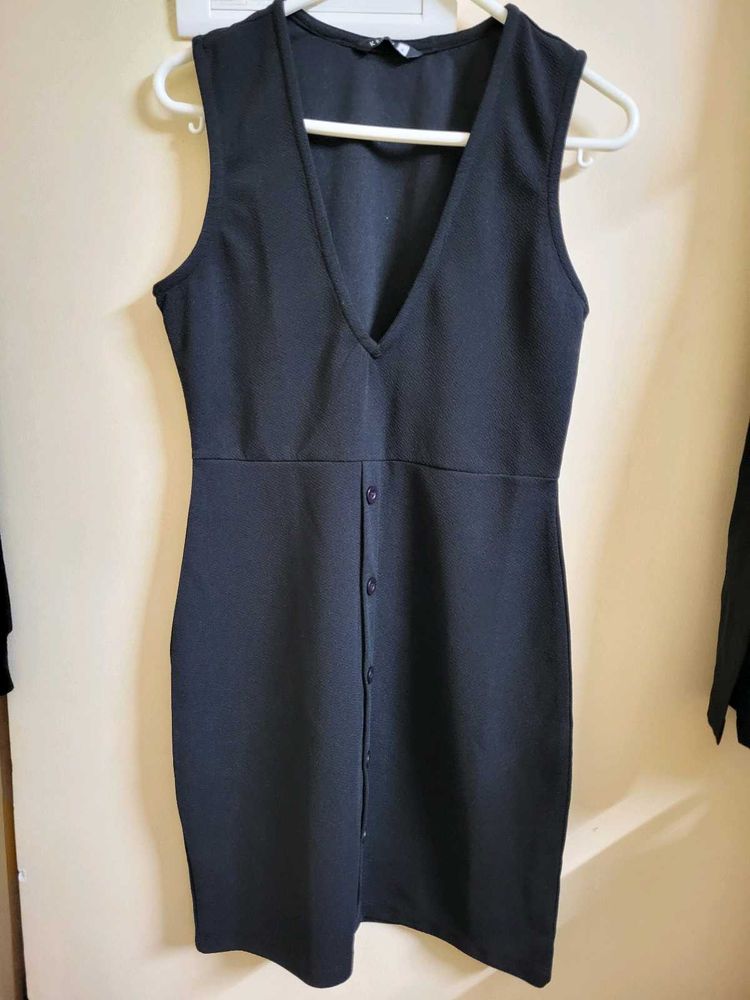 Black Bodycon Dress