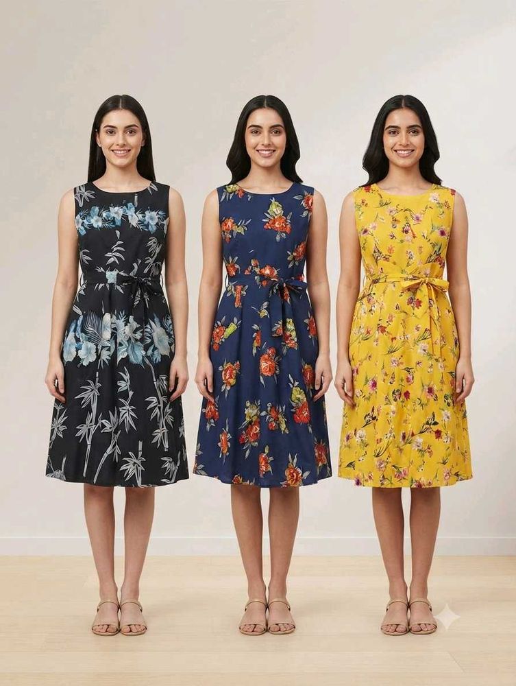 - Set of 3