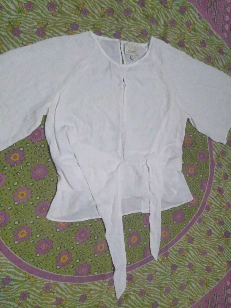 Chic White Blouse with Tie Detail