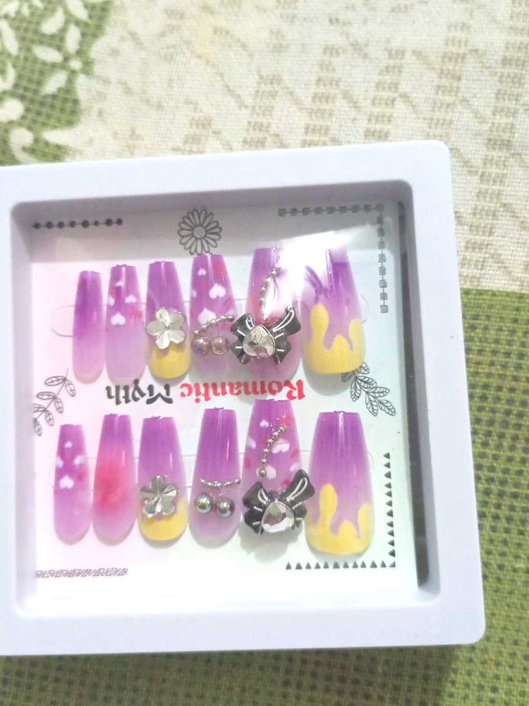 Press On Nails Set