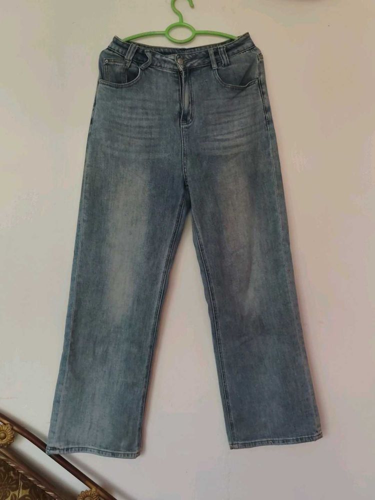 Light Wash Wide Leg Jeans